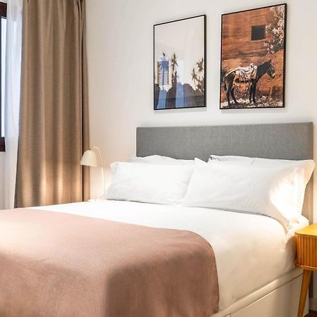 Limehome Malaga Calle Victoria מראה חיצוני תמונה