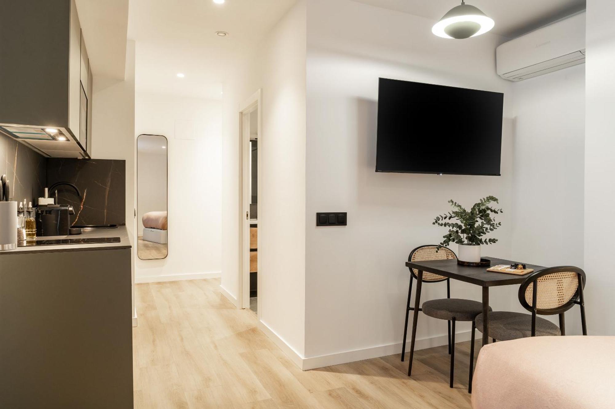 Limehome Malaga Calle Victoria חדר תמונה