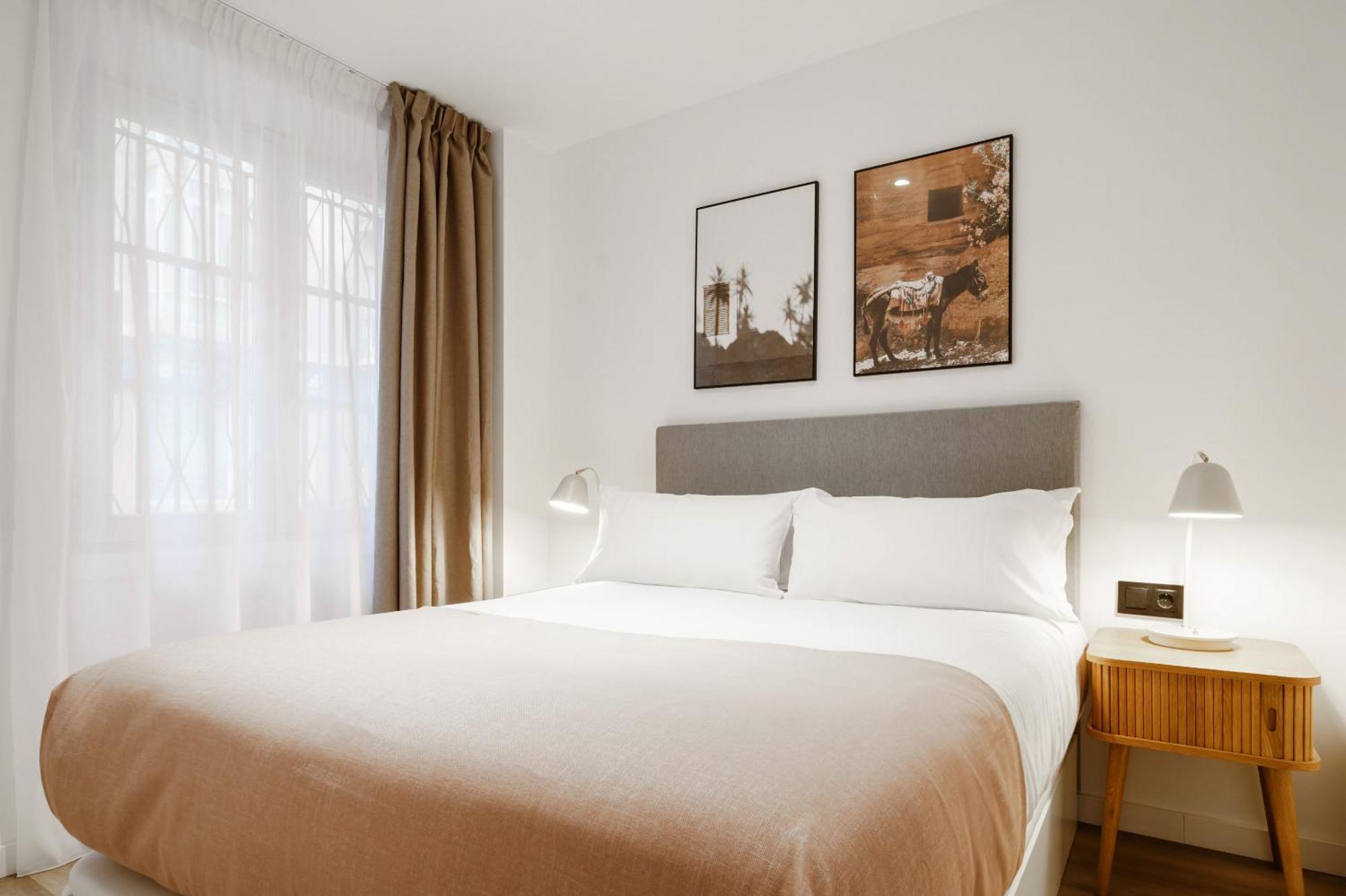 Limehome Malaga Calle Victoria מראה חיצוני תמונה