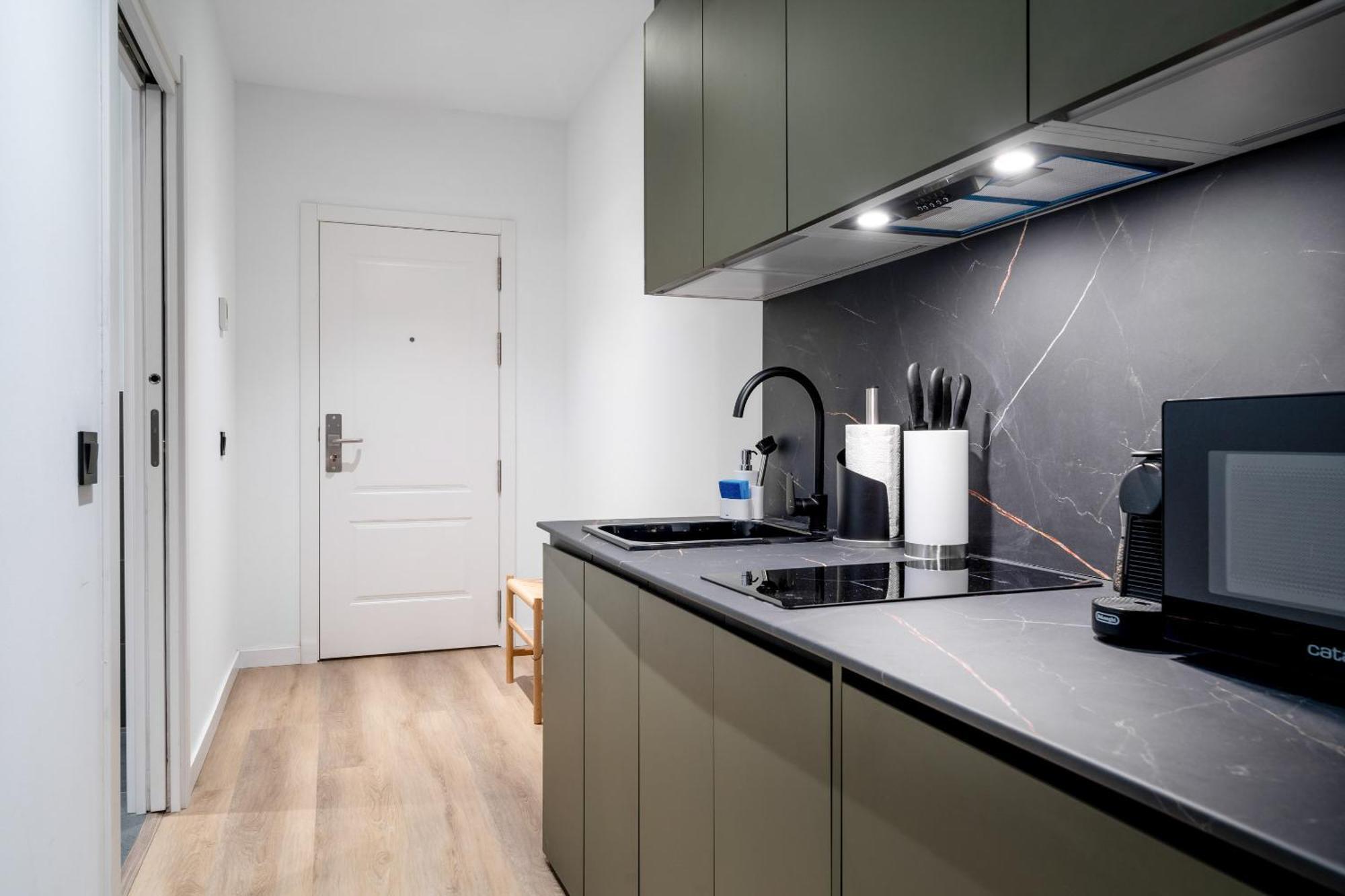 Limehome Malaga Calle Victoria חדר תמונה