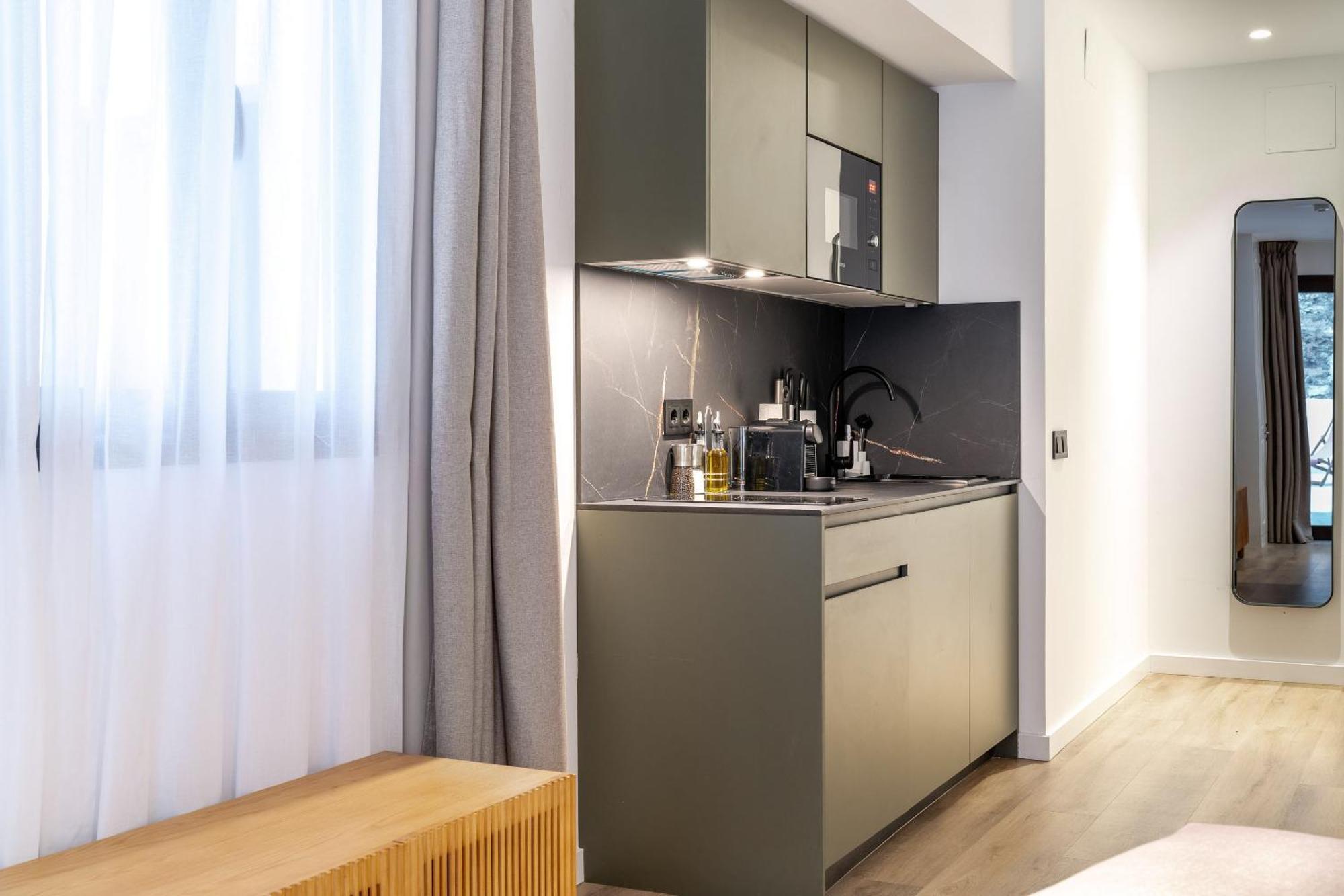 Limehome Malaga Calle Victoria חדר תמונה